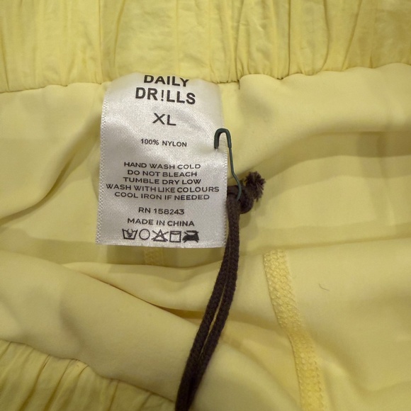 Daily Drills Neon Yellow Bubble Skirt - Picture 4 of 6